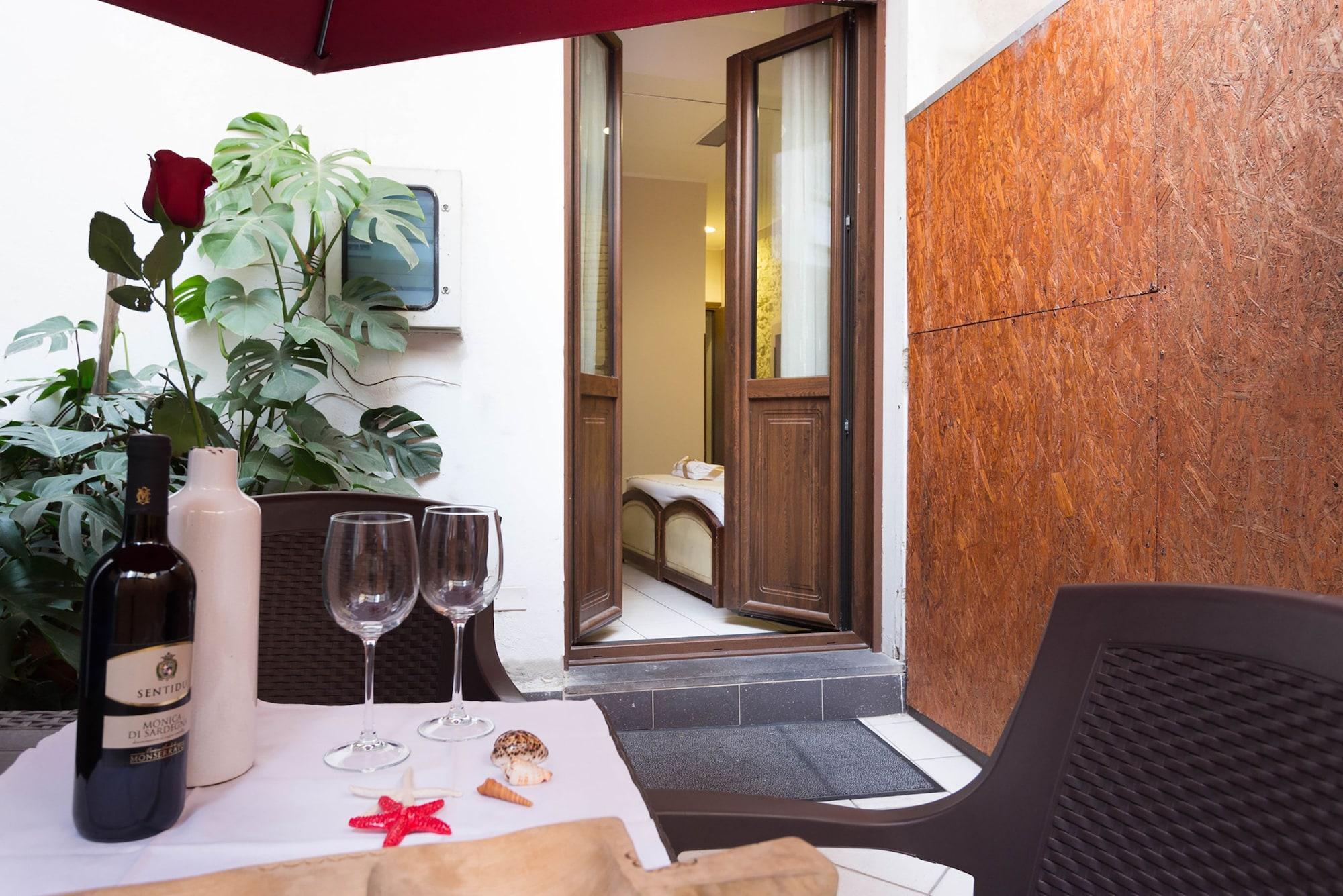 Arcobaleno Rooms Cagliari Exterior foto